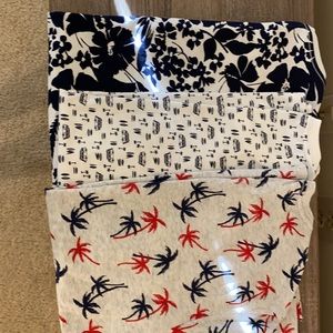 Lot of 3 tshirts sport old navy used